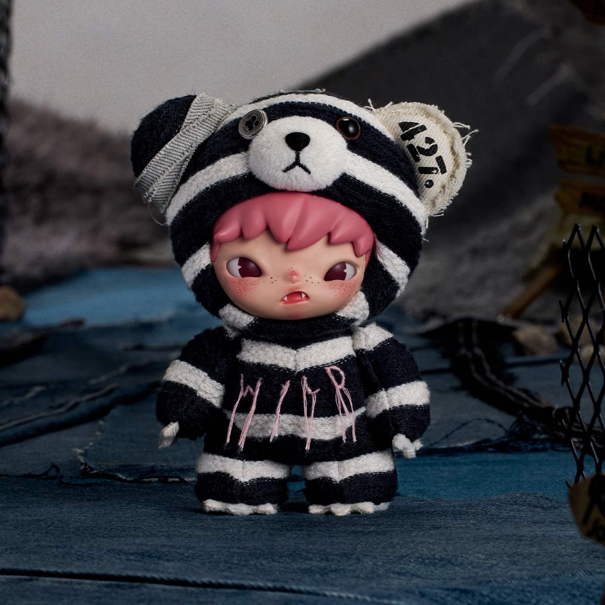 Hirono - Road Journal Plush